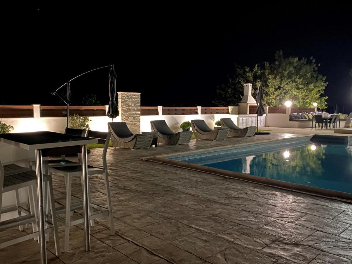 The Belvedere Villa Latchi Exterior foto